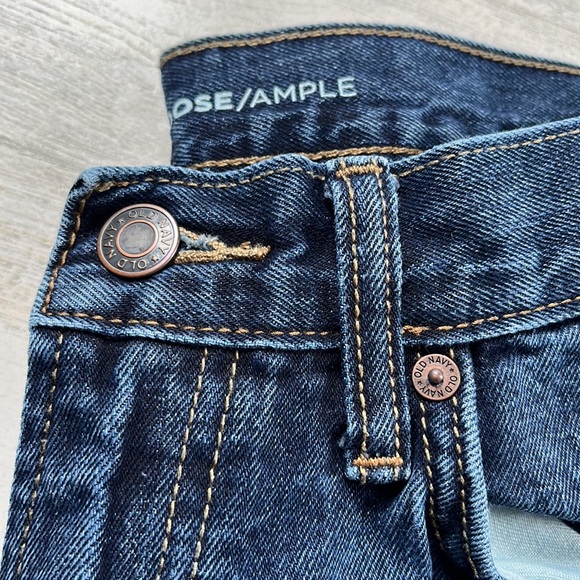 Old Navy Men’s Loose Fit Boot Cut Jeans - Picture 2 of 4